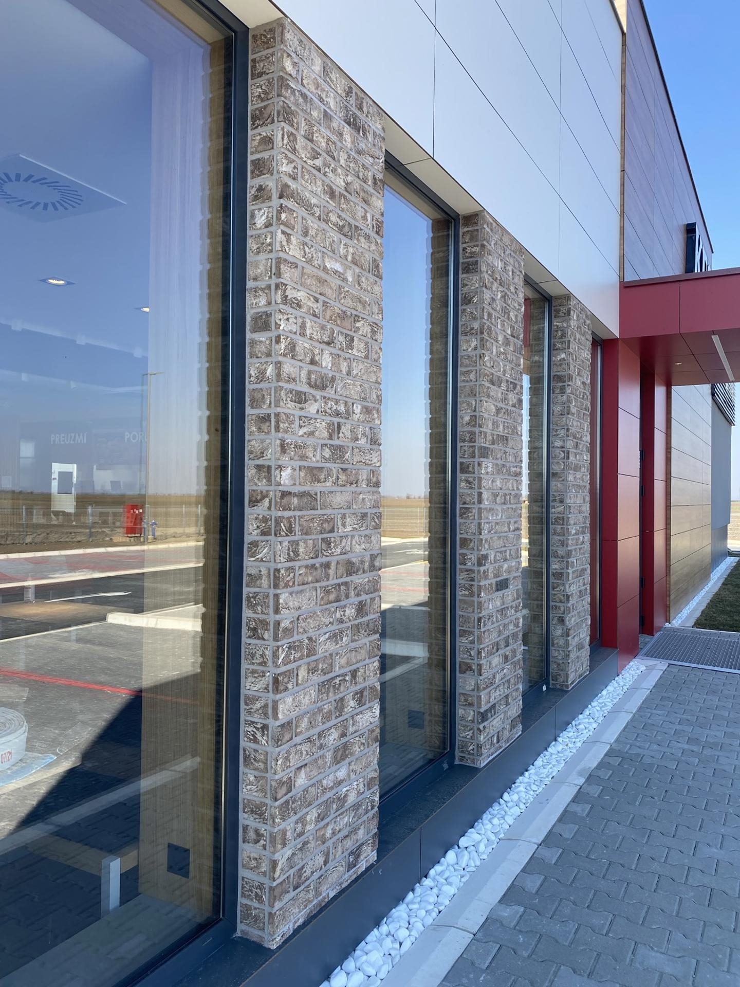 belgijska cigla braon siva